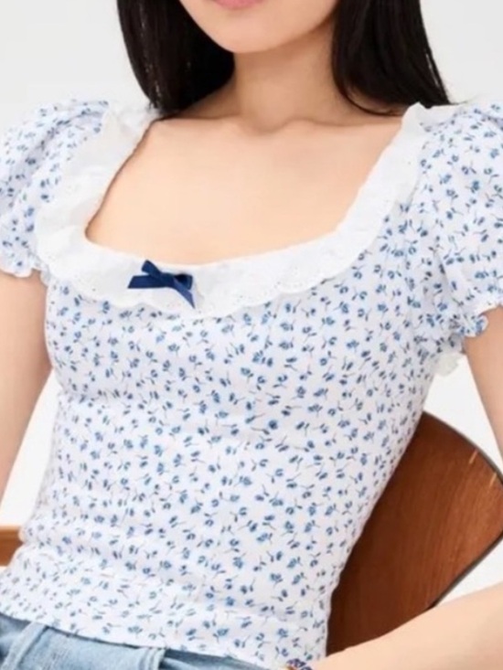 Reformation Tops - NWT • Reformation Alice Linen Top in Hanna Print